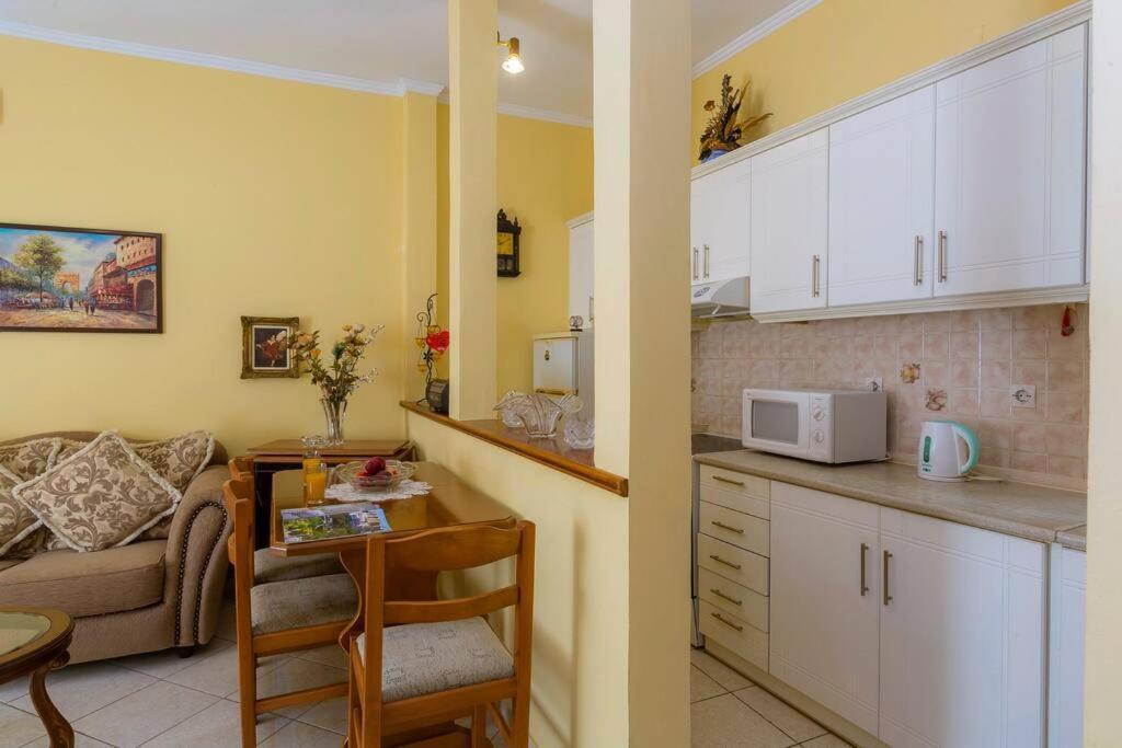 Ria'S Apartment In Corfu Town מראה חיצוני תמונה